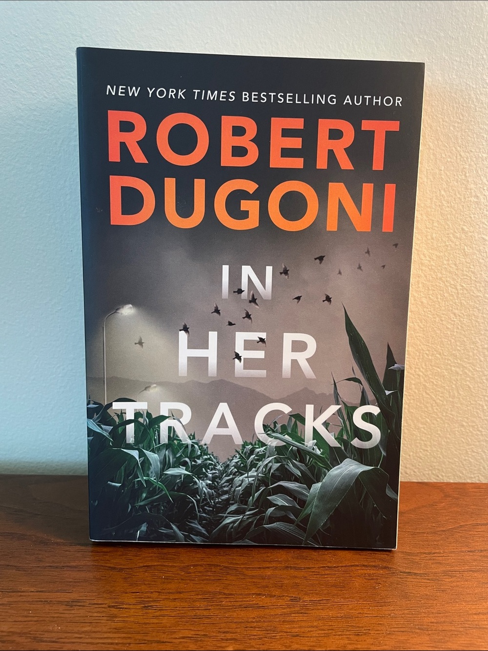 In Her Tracks Book by Robert Dugoni Paperpack